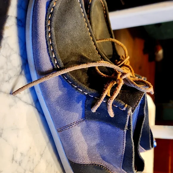 OluKai | Shoes | Olukai Suede Poko Lace Up Chukka Boot  display picture 2